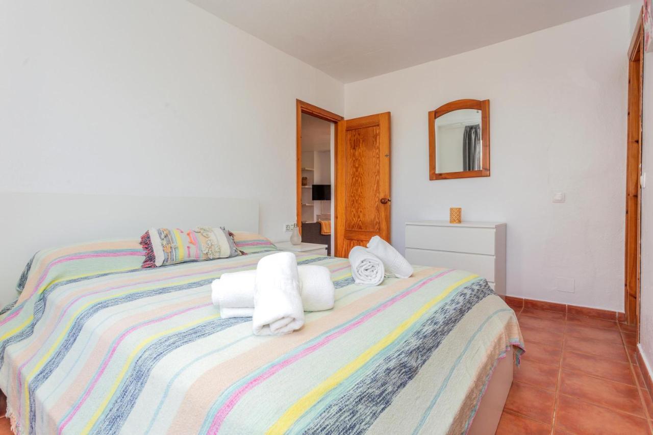 Villa Elfa Cala'n Forcat Esterno foto